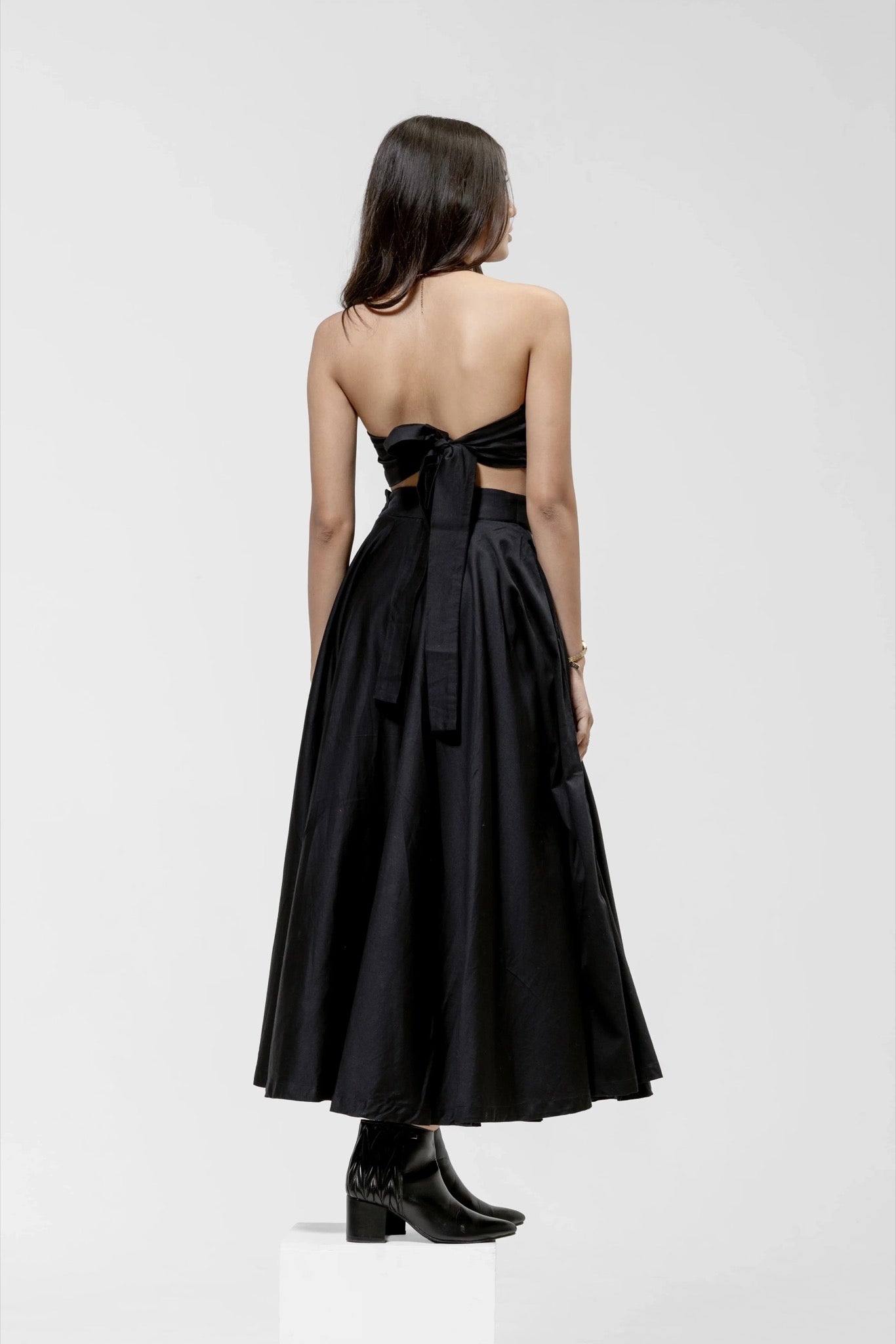 BLACK FULL MAXI SKIRT – Styled Look | QISSEY Women's Bottoms