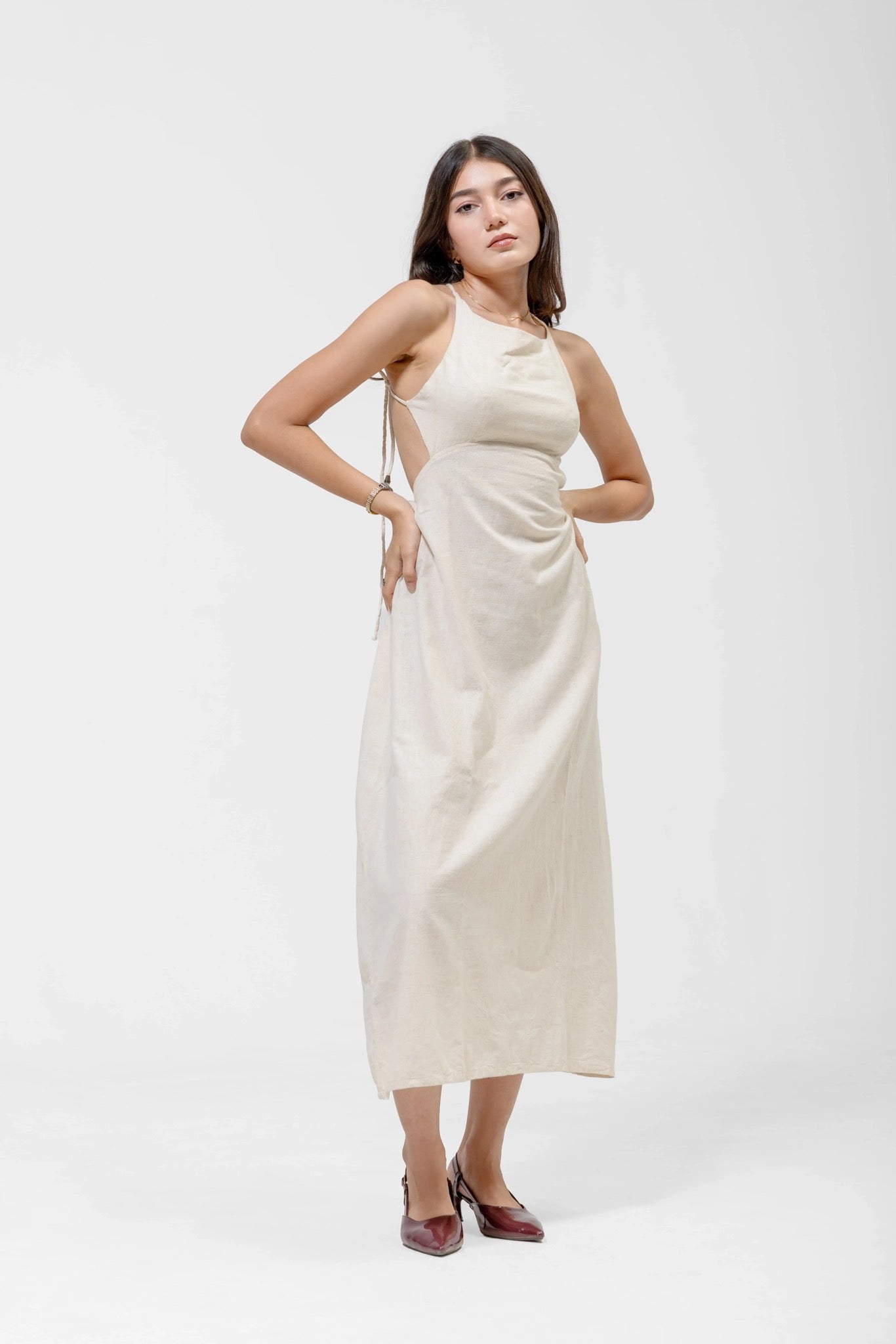BEIGE OPEN-BACK MIDI DRESS – Styled Look | QISSEY Women's Dresses
