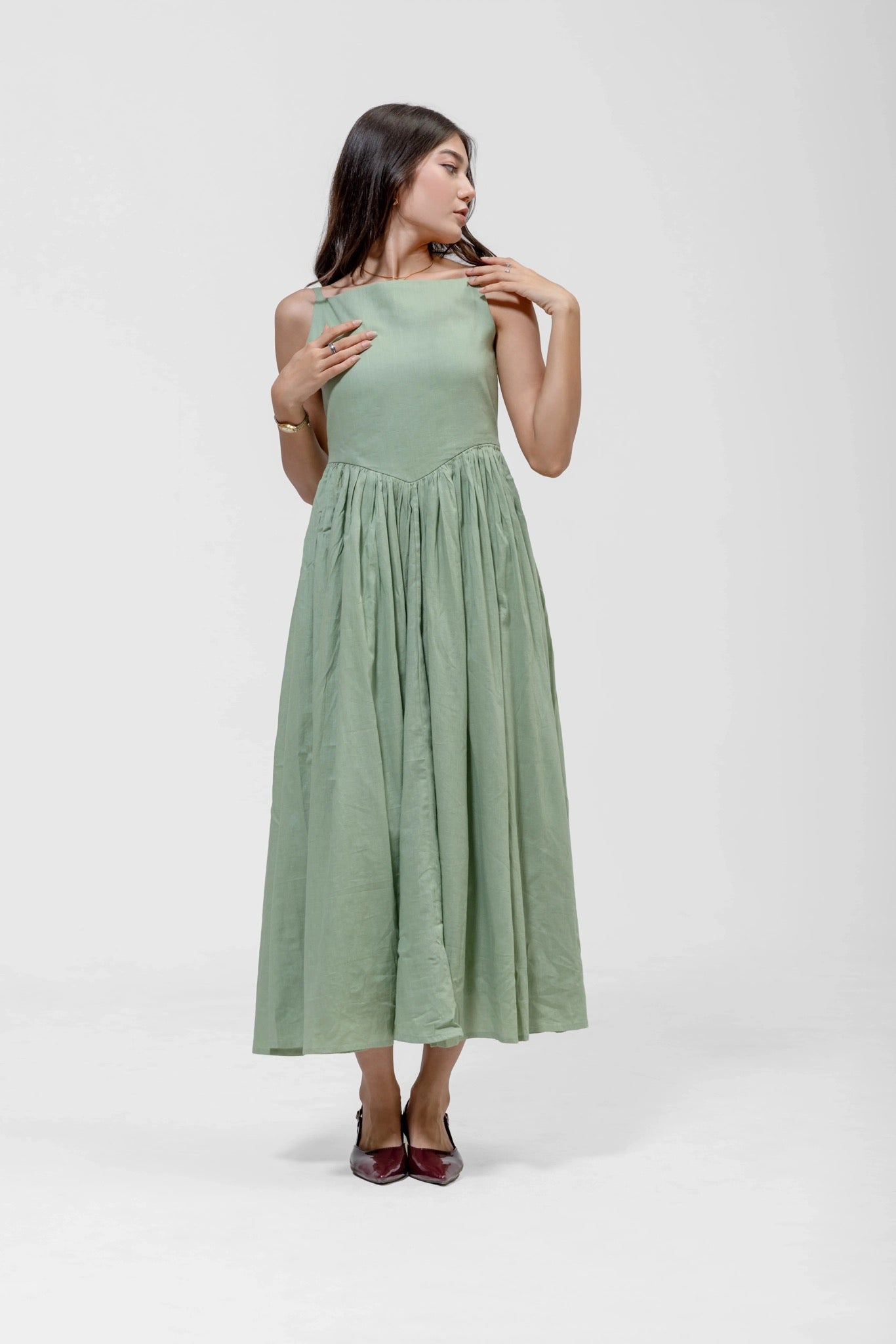 GATHERED WAIST MIDI – Styled Look | QISSEY Women's Dresses